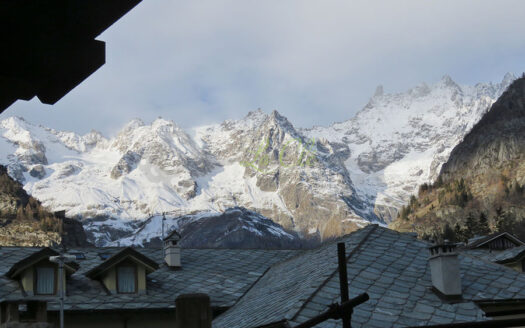 Affitto appartamento quadrilocale Courmayeur rif. A314