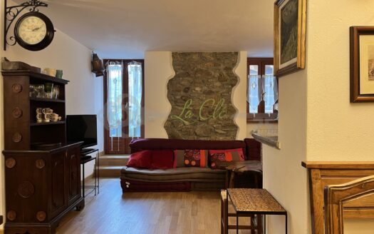 Affitto appartamento quadrilocale Courmayeur rif. A314