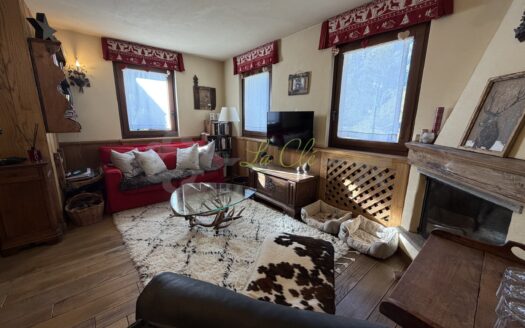 Vendita appartamento trilocale Courmayeur rif. V868