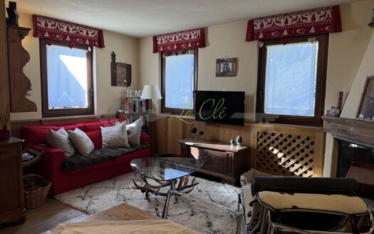 Vendita appartamento trilocale Courmayeur rif. V868