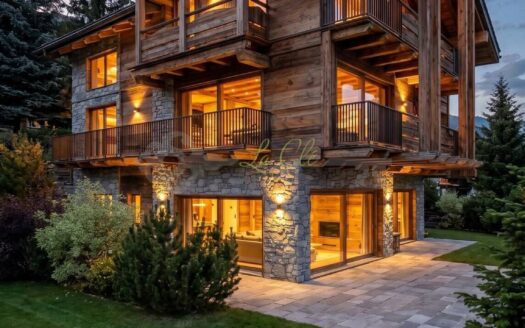 Vendita appartamento trilocale Courmayeur rif. V877