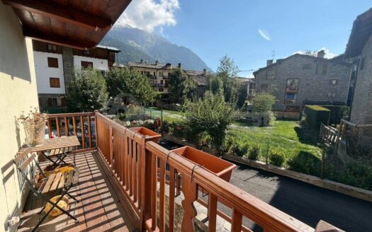 Affitto appartamento quadrilocale Courmayeur rif. A886