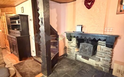 Vendita proprietà cielo terra Courmayeur rif. V888