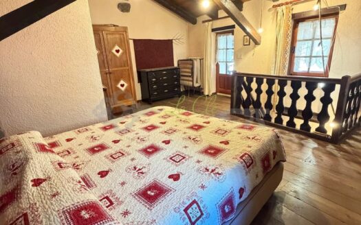Vendita proprietà cielo terra Courmayeur rif. V888